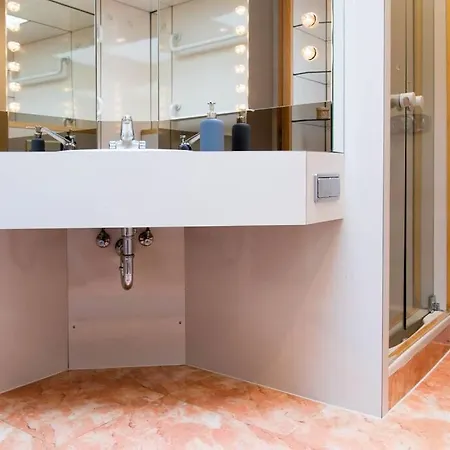 Loft 13 - Business- Und Feriendomizil