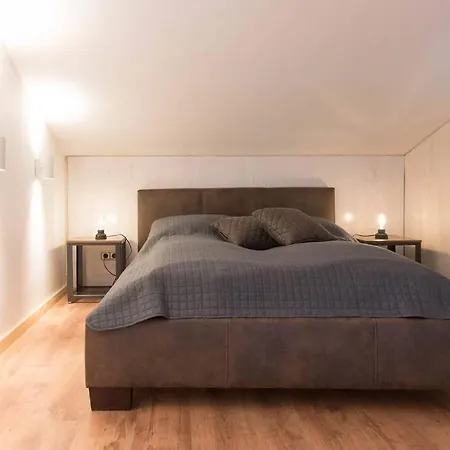 Apartment Loft 13 - Business- Und Feriendomizil